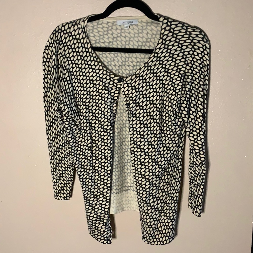 Medium Black and Tan cardigan